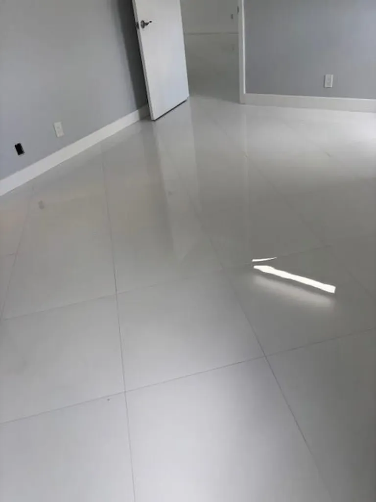 1811 Sabal Palm Davie FL 33324