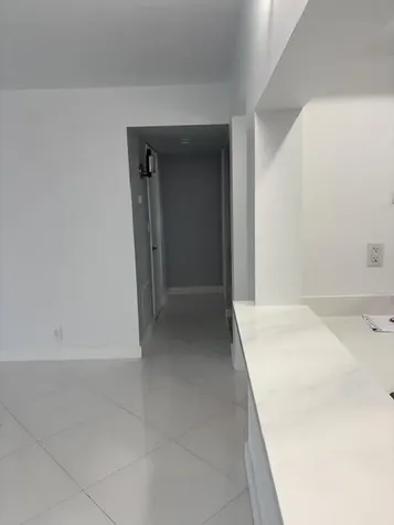 1811 Sabal Palm Davie FL 33324