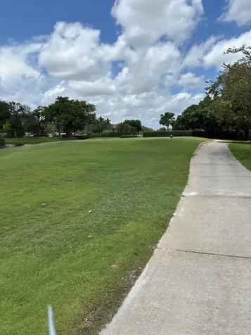 1811 Sabal Palm Davie FL 33324