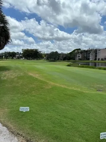 1811 Sabal Palm Davie FL 33324