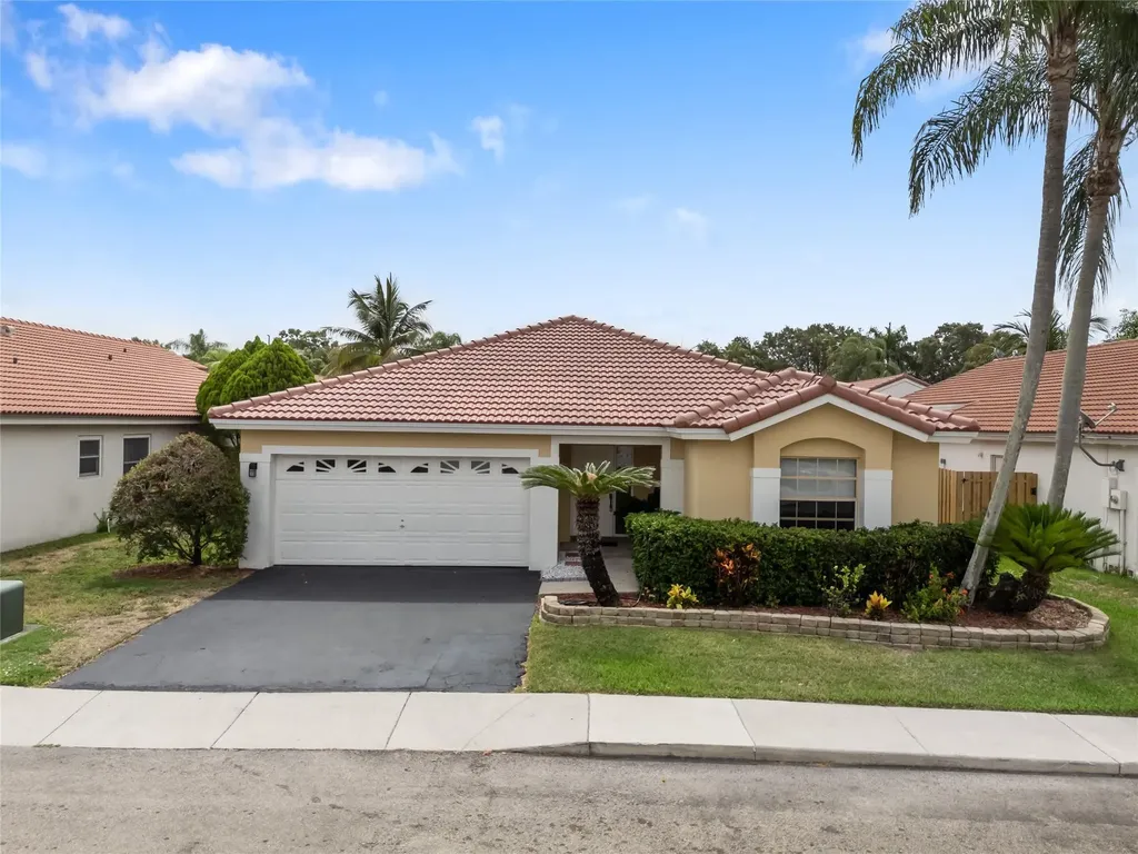 1022 NW 125th Avenue Sunrise FL 33323