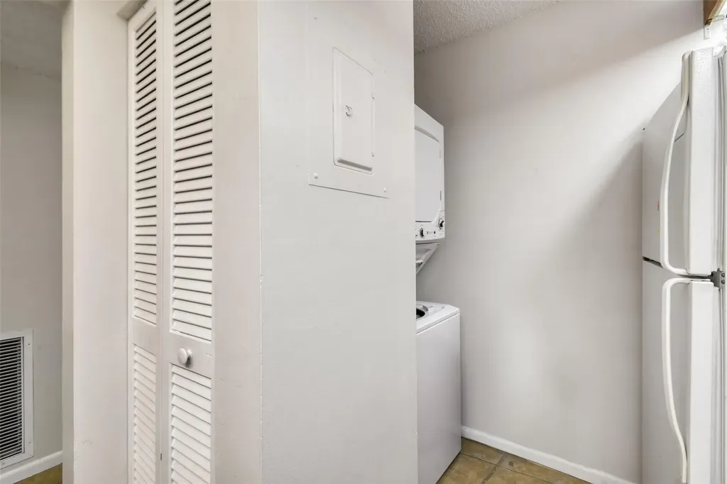 3402 Gardens Drive Palm Beach Gardens FL 33410