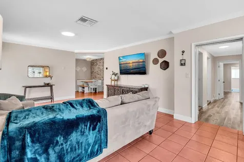 1311 NE 42nd Street Oakland Park FL 33334