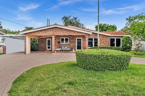 1311 NE 42nd Street Oakland Park FL 33334