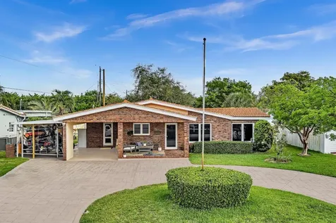 1311 NE 42nd Street Oakland Park FL 33334