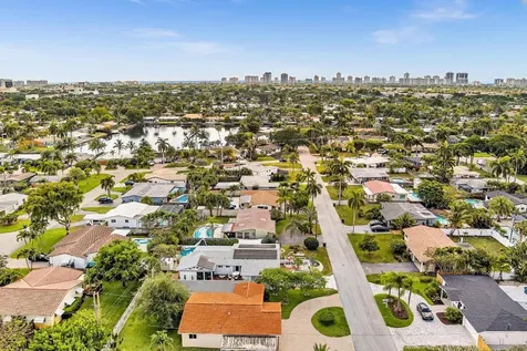 1311 NE 42nd Street Oakland Park FL 33334