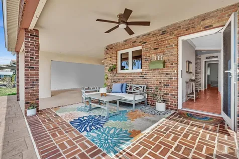 1311 NE 42nd Street Oakland Park FL 33334