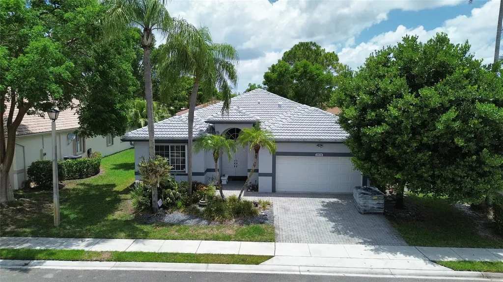 7834 NW 78th Avenue Tamarac FL 33321