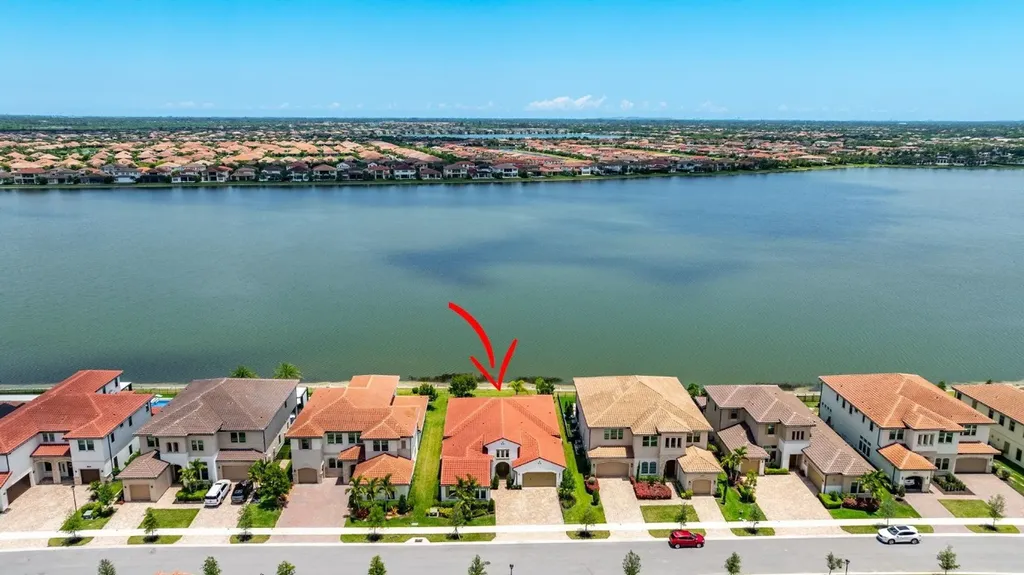 8980 W Parkland Bay Trail Parkland FL 33076