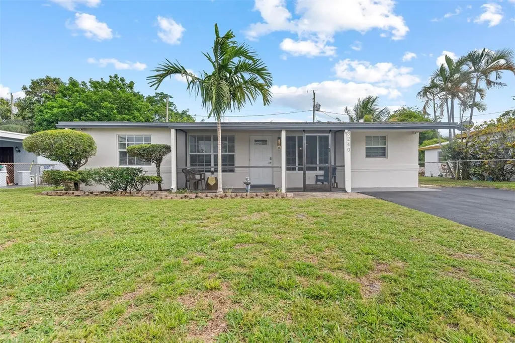 3240 NW 14th Place Lauderhill FL 33311