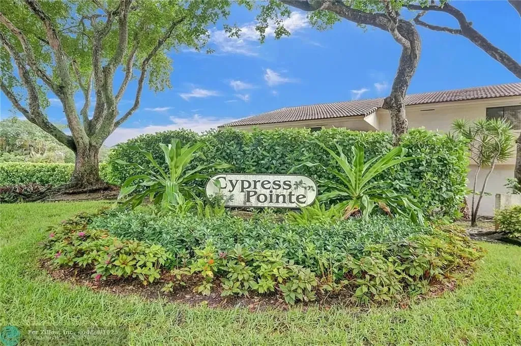 1668 Cypress Pointe Drive Coral Springs FL 33071