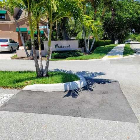 1668 Cypress Pointe Drive Coral Springs FL 33071