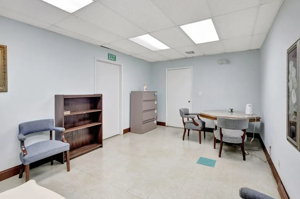 4505 NW 103rd Avenue Sunrise FL 33351