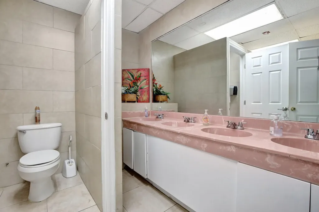 4505 NW 103rd Avenue Sunrise FL 33351