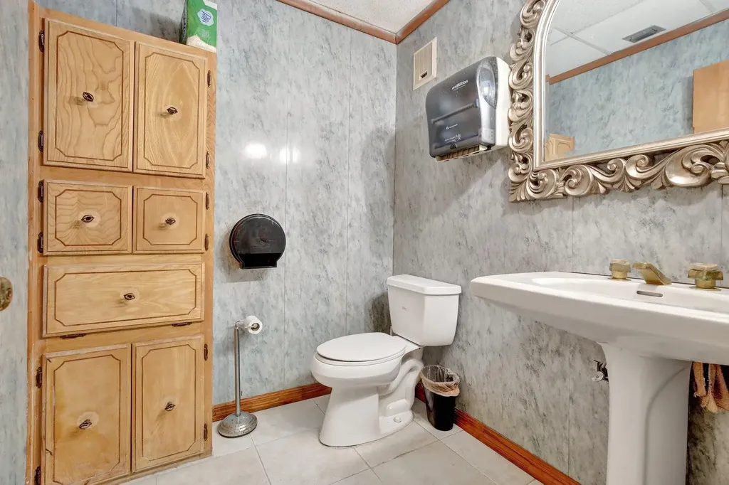 4505 NW 103rd Avenue Sunrise FL 33351