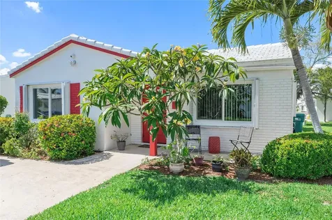 6607 NW 74th Place Tamarac FL 33321