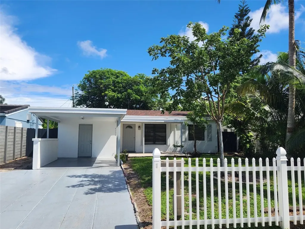 5208 NE 5th Avenue Oakland Park FL 33334