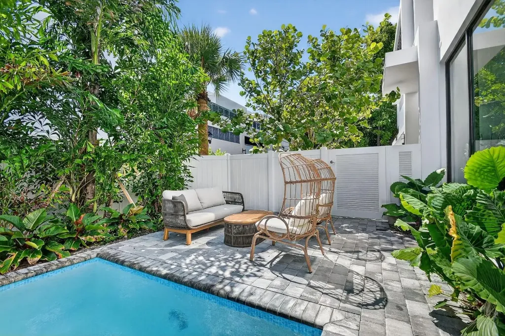204 Osceola Park Lane Delray Beach FL 33483