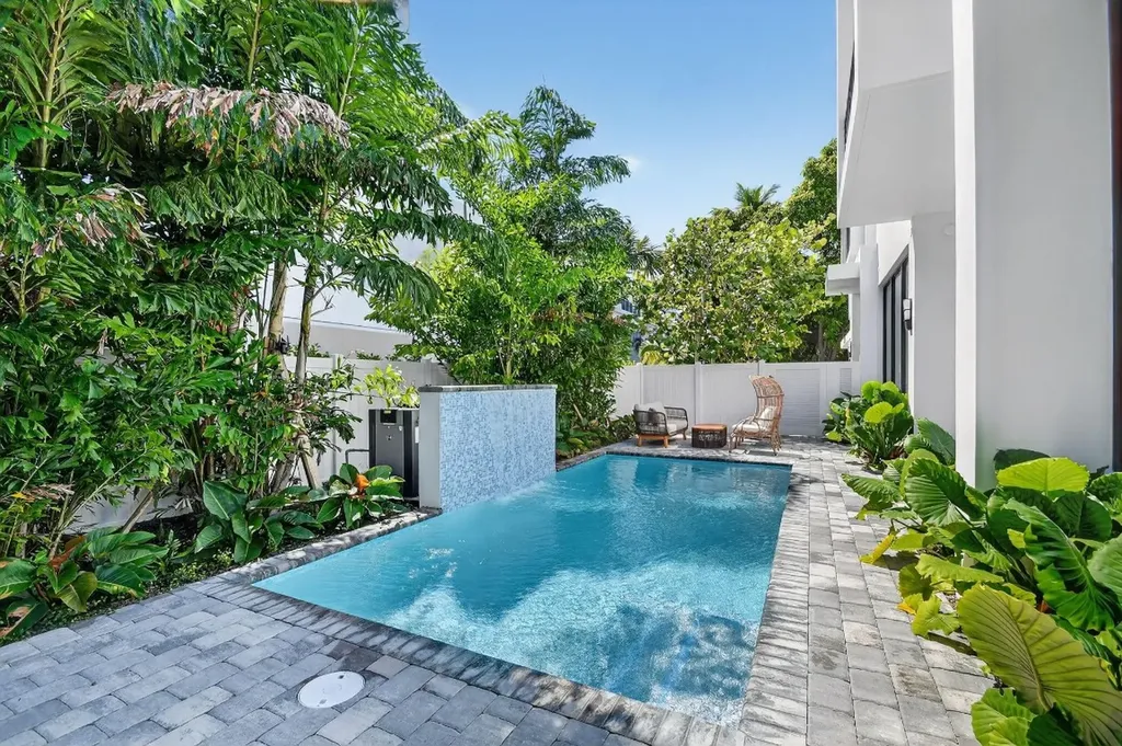 204 Osceola Park Lane Delray Beach FL 33483