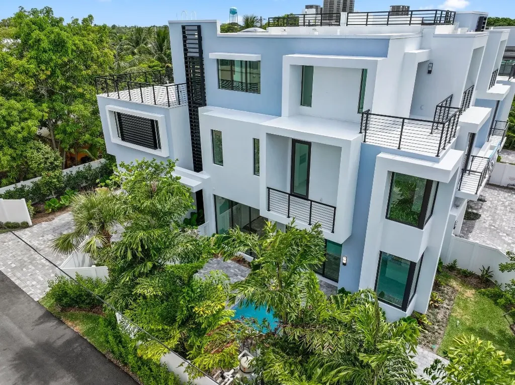 204 Osceola Park Lane Delray Beach FL 33483