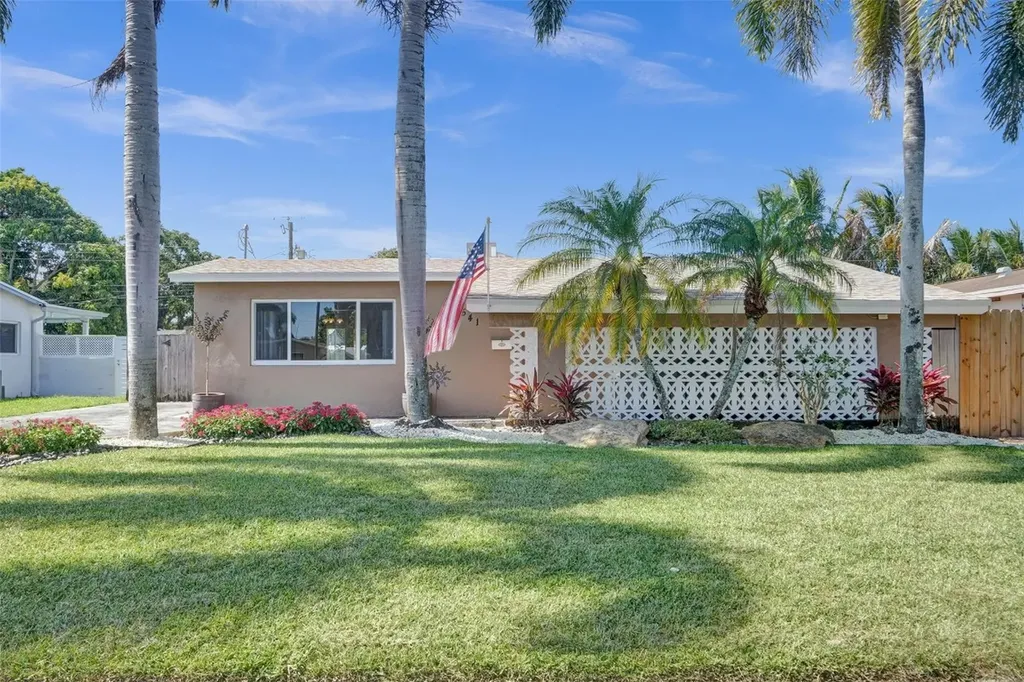 6541 Park Street Hollywood FL 33024