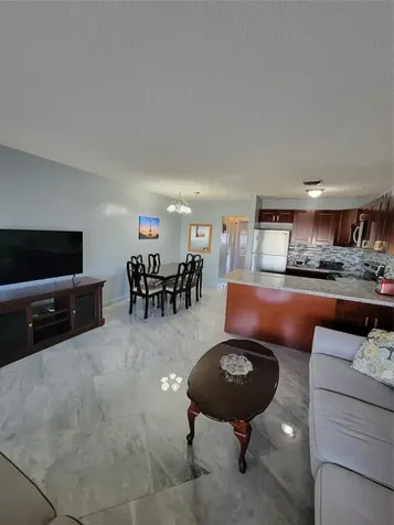 800 SW 11th Avenue Hallandale Beach FL 33009