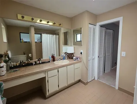 817 SE 12th Court Fort Lauderdale FL 33316