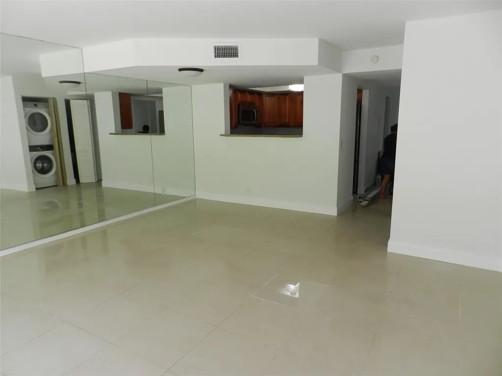 73 Deer Creek Road Deerfield Beach FL 33442