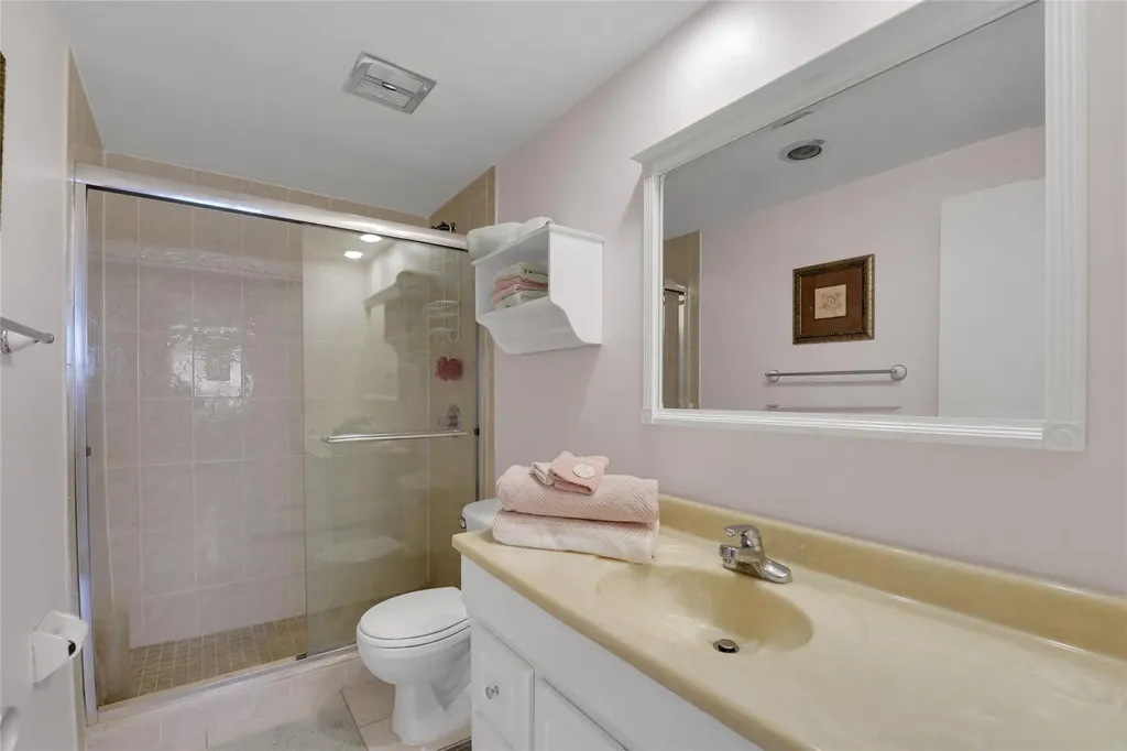 3200 NE 36th Street Fort Lauderdale FL 33308