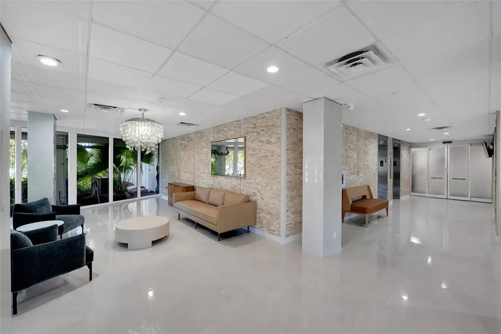 3200 NE 36th Street Fort Lauderdale FL 33308
