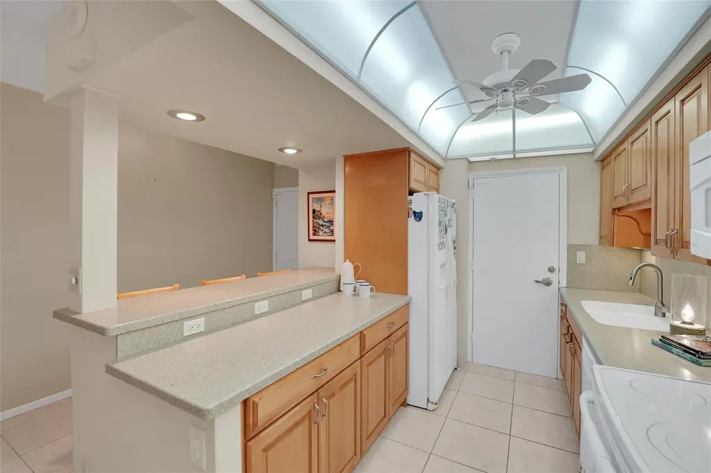3200 NE 36th Street Fort Lauderdale FL 33308