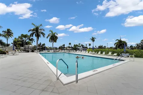 3200 NE 36th Street Fort Lauderdale FL 33308