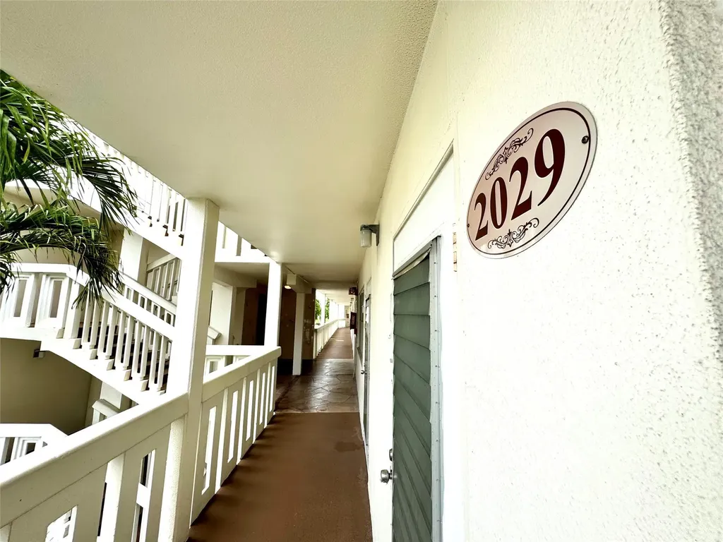 2029 Cambridge B Deerfield Beach FL 33442