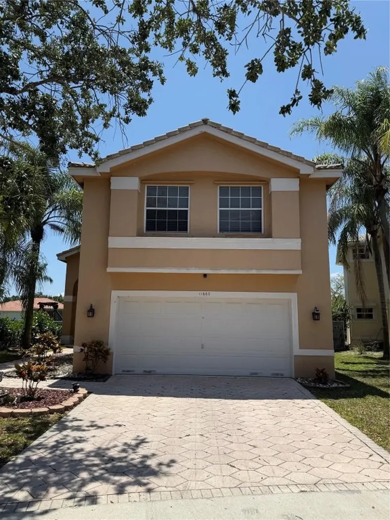 11660 NW 52nd Court Coral Springs FL 33076