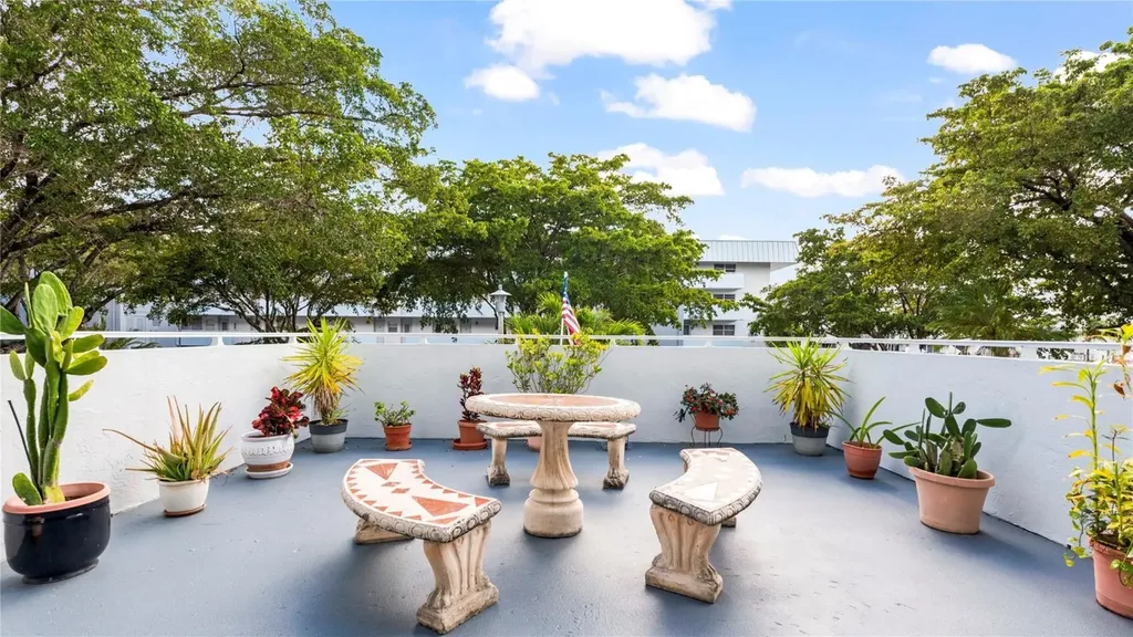 3725 NE 169th Street North Miami Beach FL 33160