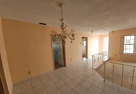 4290 NW 41st Terrace Lauderdale Lakes FL 33319