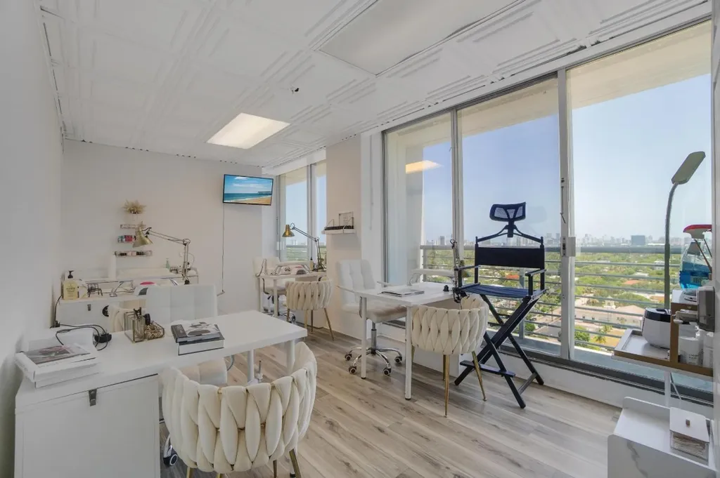 1720 E Harrison Street Hollywood FL 33020