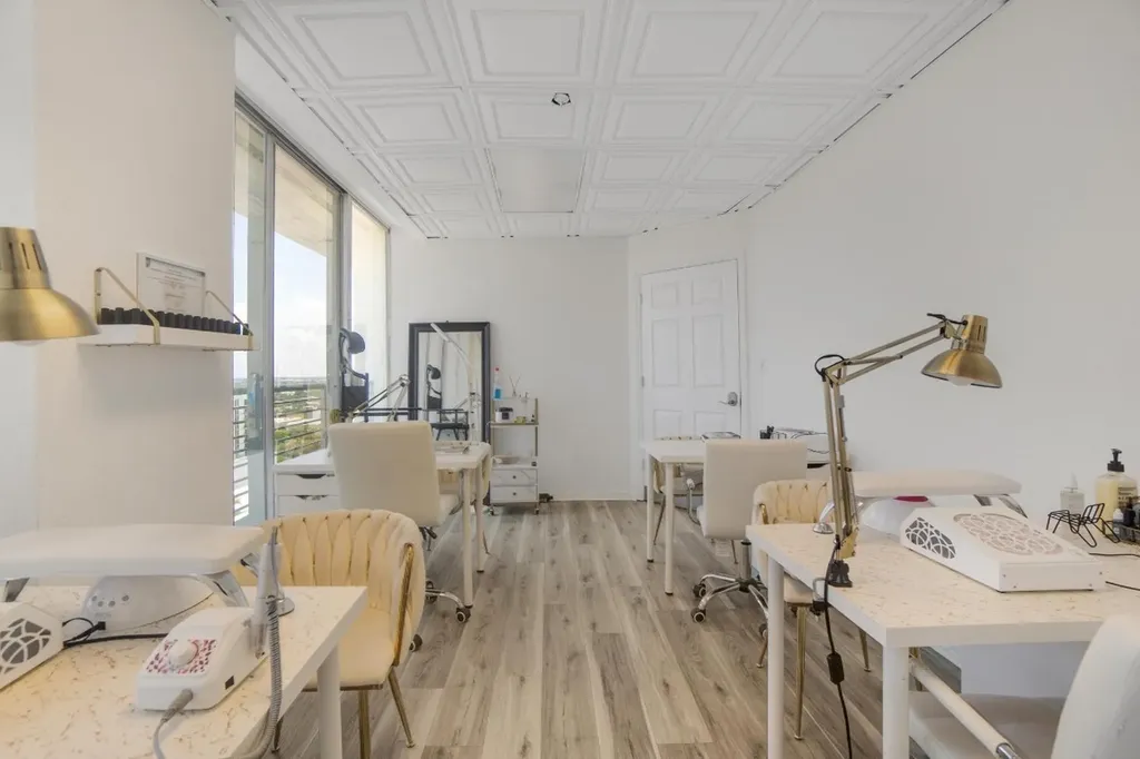 1720 E Harrison Street Hollywood FL 33020