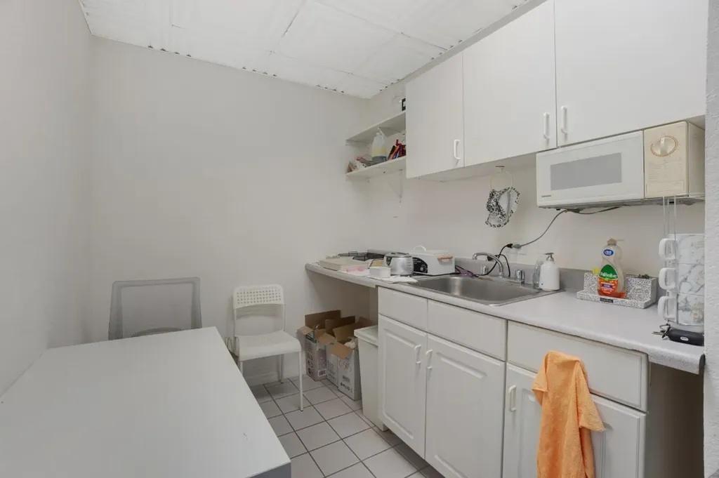 1720 E Harrison Street Hollywood FL 33020