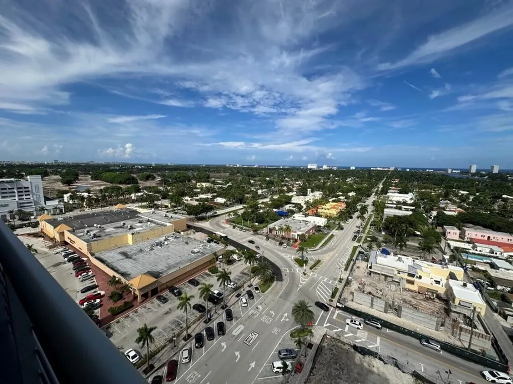 1720 E Harrison Street Hollywood FL 33020