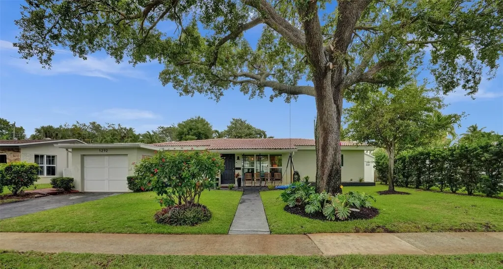 1292 SW 1st Avenue Pompano Beach FL 33060