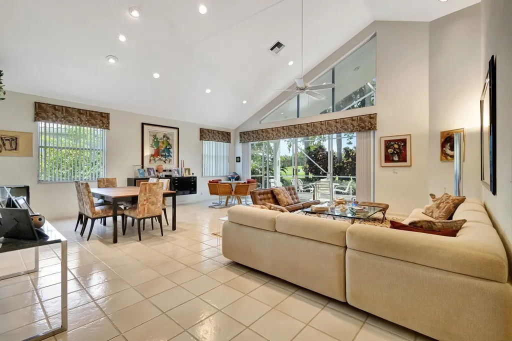 11917 Fountainside Circle Boynton Beach FL 33437