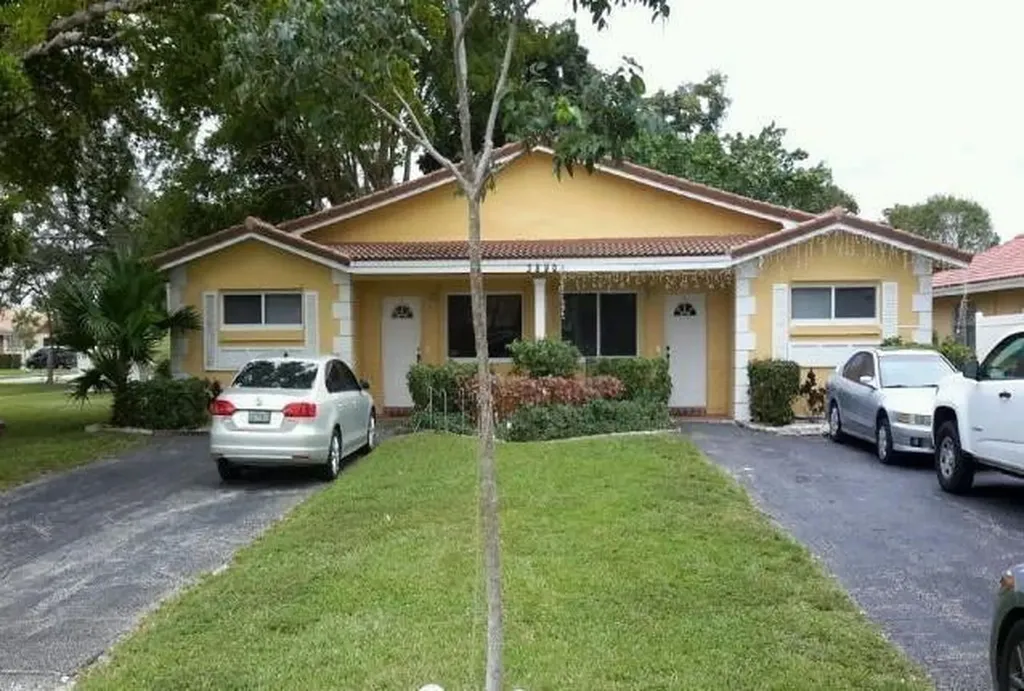 3890 NW 110th Avenue Coral Springs FL 33065