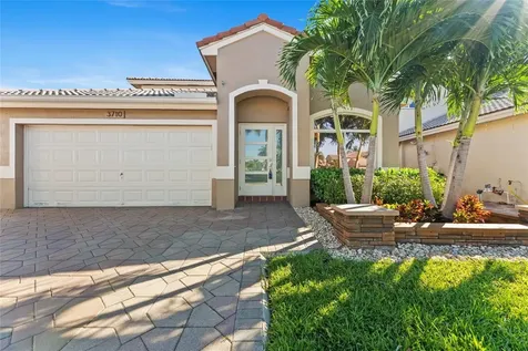 3710 Woodfield Court Coconut Creek FL 33073