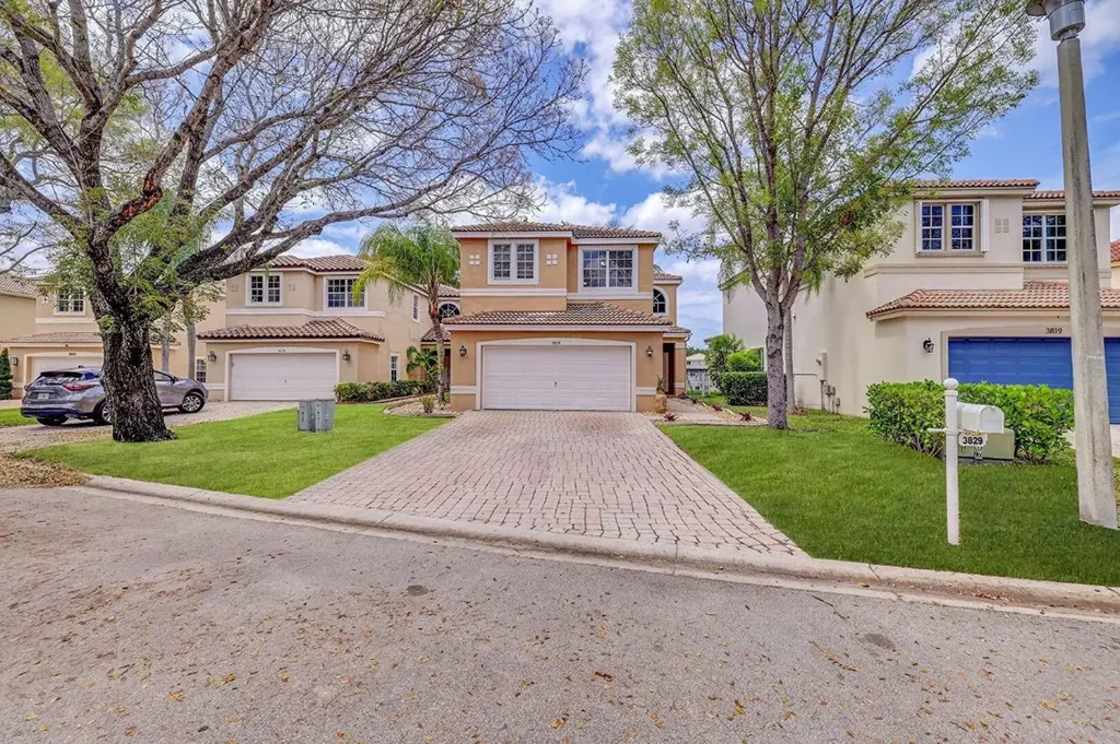 3829 NW 62nd Court Coconut Creek FL 33073