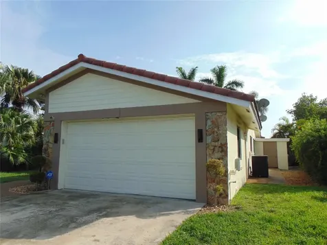 595 E River Drive Margate FL 33063