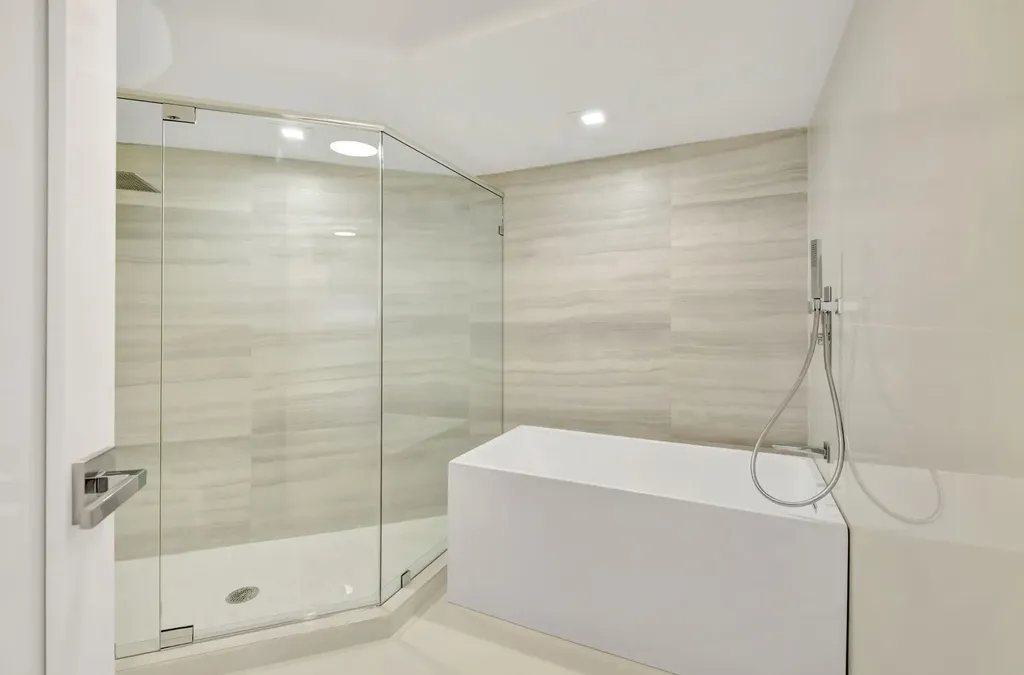 6301 Collins Avenue Miami Beach FL 33141