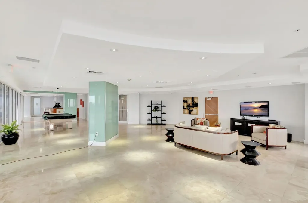6301 Collins Avenue Miami Beach FL 33141