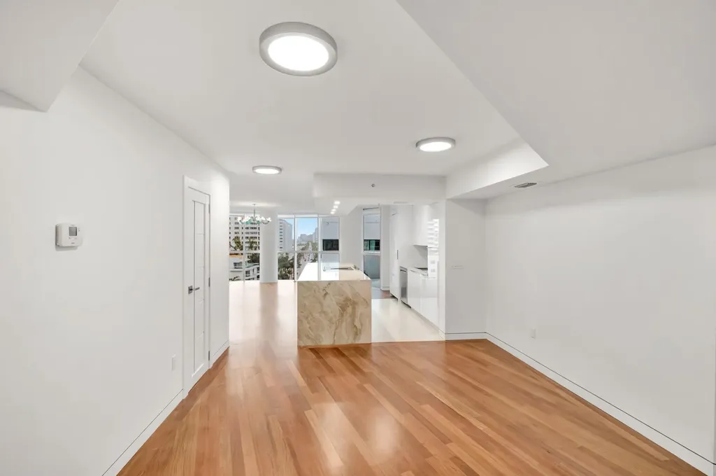 6301 Collins Avenue Miami Beach FL 33141
