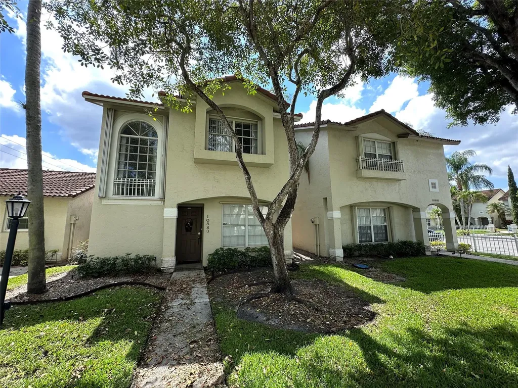10883 NW 8th Street Pembroke Pines FL 33026